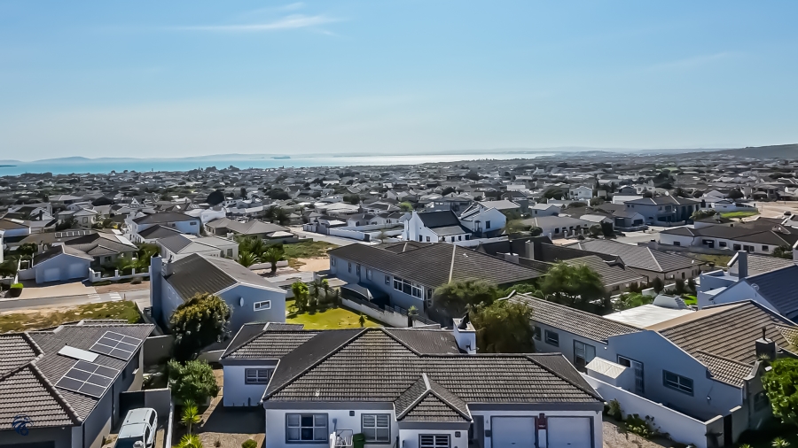 3 Bedroom Property for Sale in Country Club Western Cape